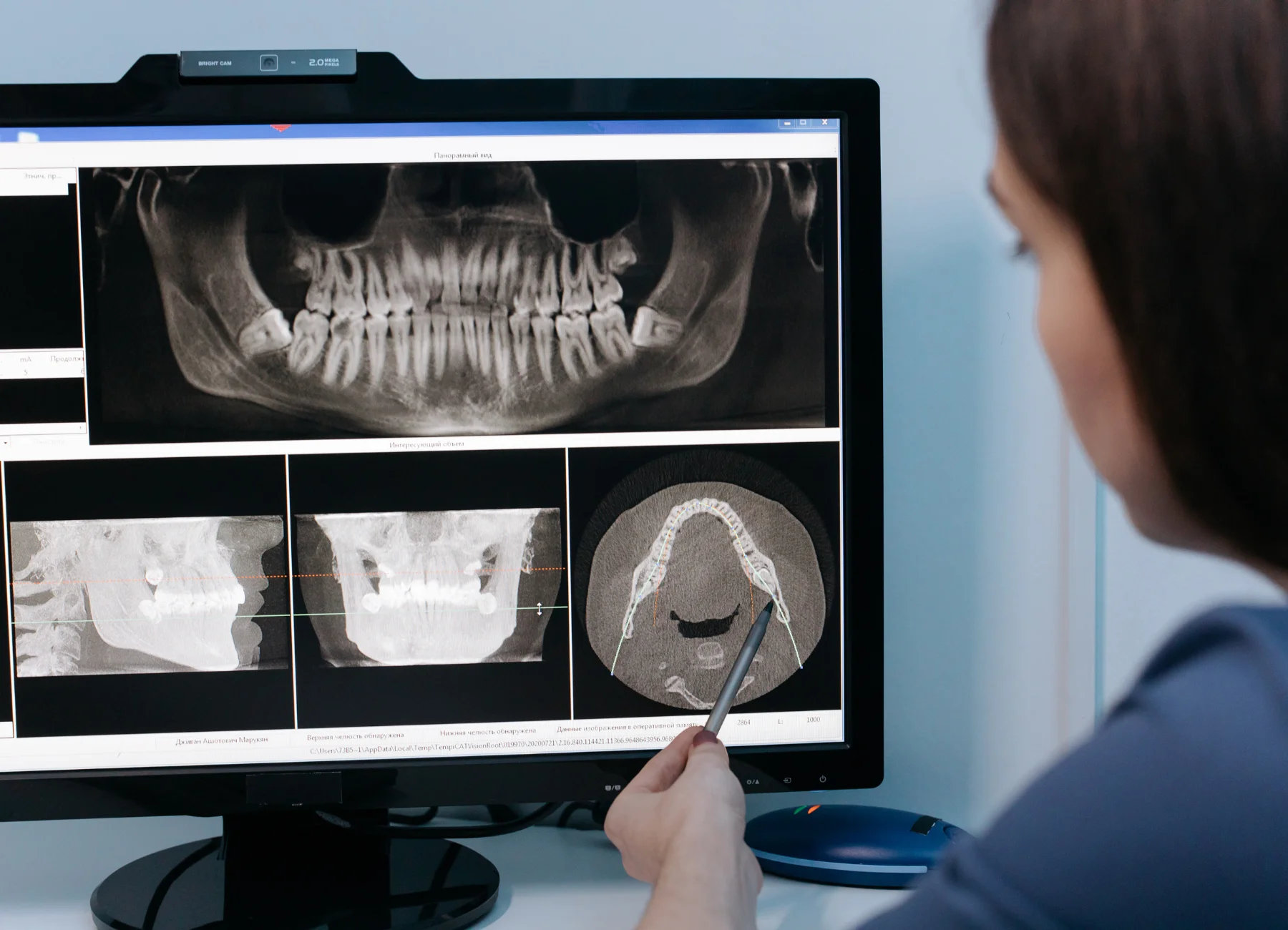 Mia Dental Centre offers advance dental innovation.